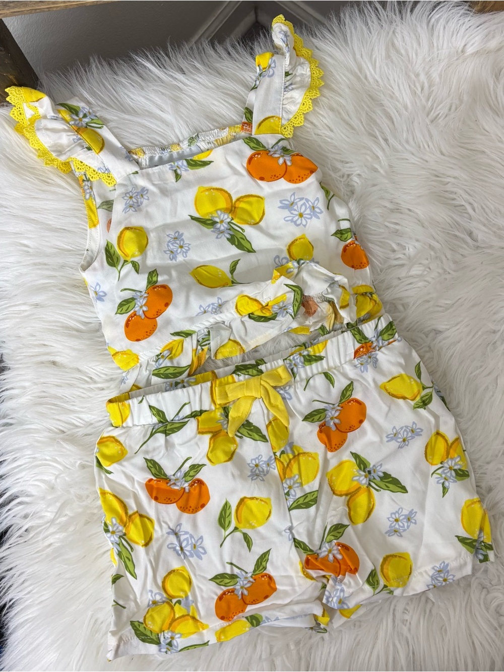Rare Editions Girls Lemon & Orange Fruit Print Ruffle Shorts Two Piece Size 2T